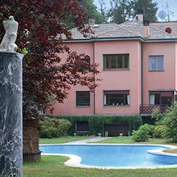 Villa_del_dosso_piscina